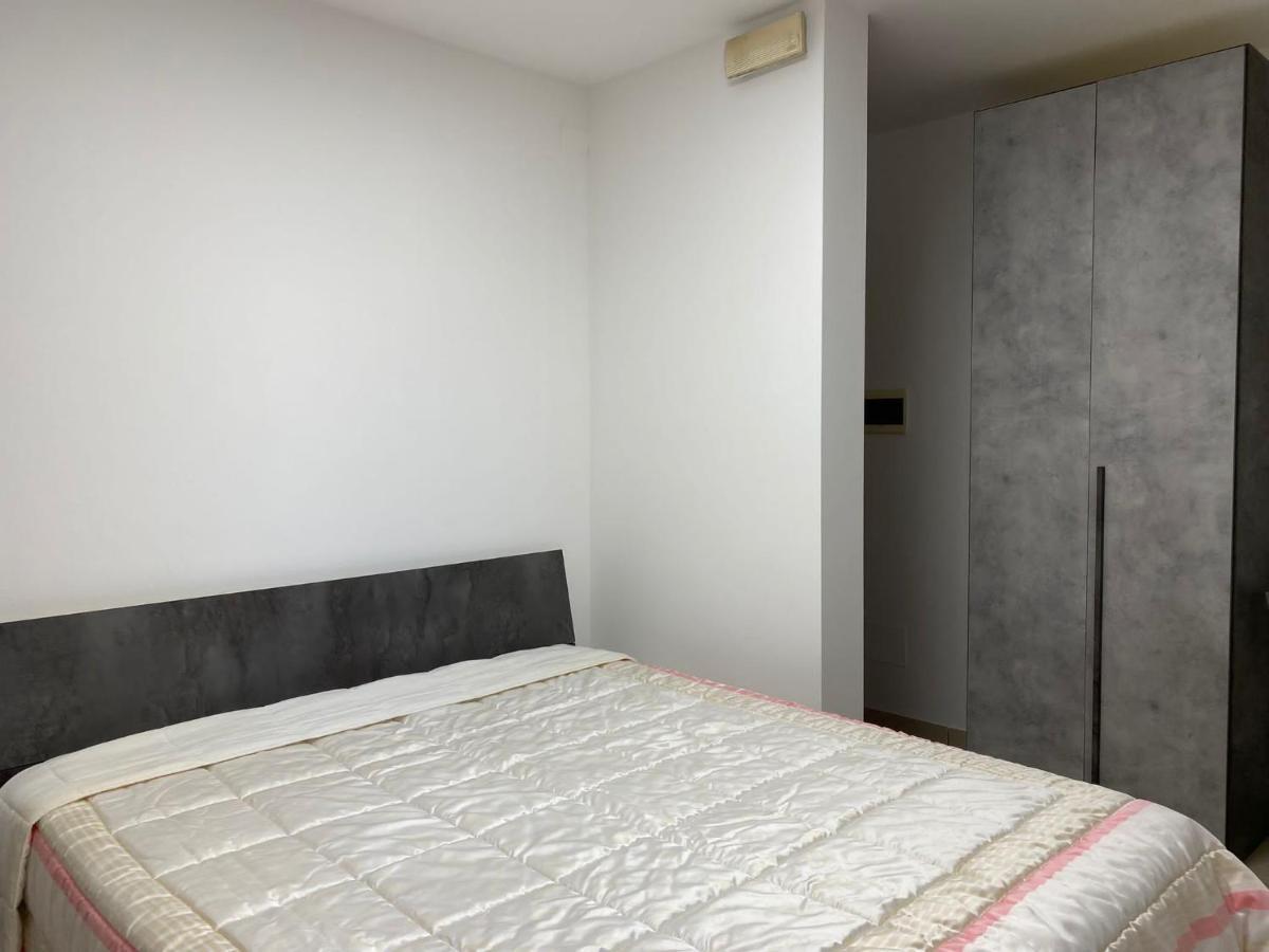 Room Mazzini Лече Екстериор снимка